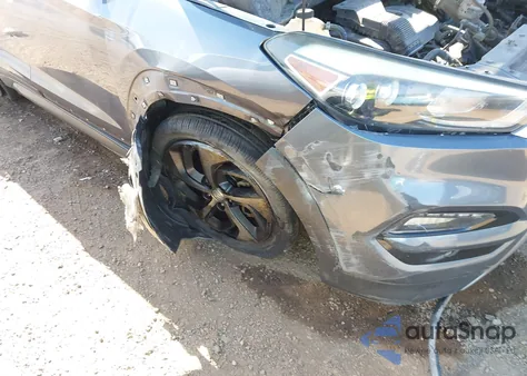 2016 Hyundai Tucson Limited z USA, uszkodzony, nr VIN KM8J33A26GU250273